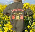 Stronger Together – Boxy Unisex T-Shirt in Größe S / Khaki