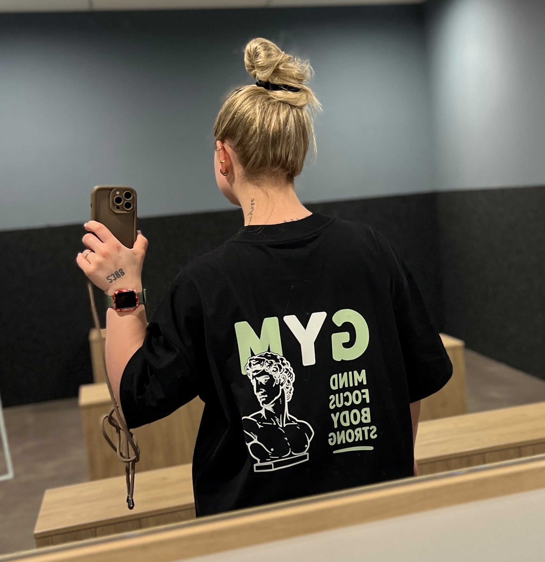 Mind Focus Body Strong – Boxy Unisex T-Shirt in Größe M / Schwarz