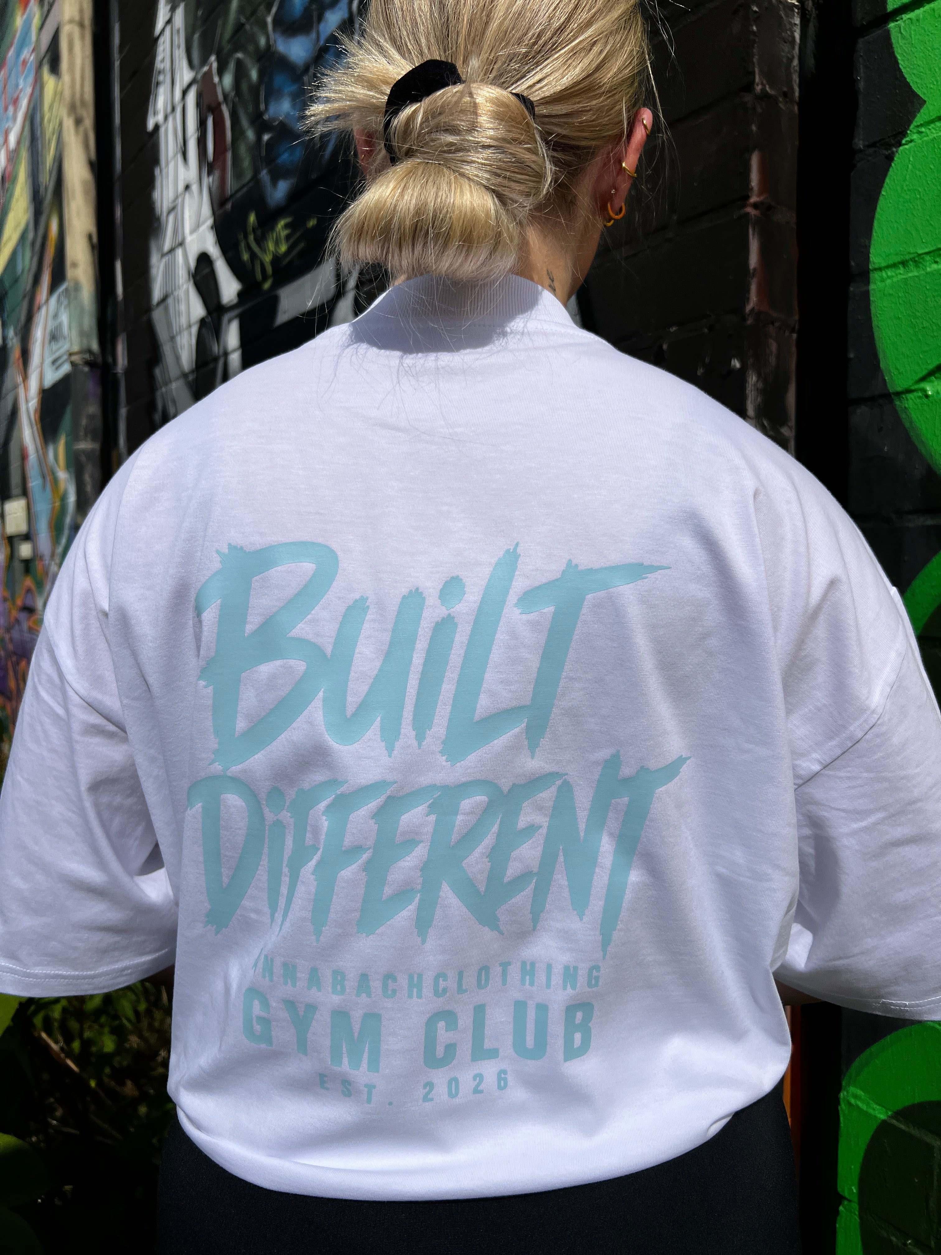 Boxy Unisex T-Shirt in Größe L / weiß Summer Collection