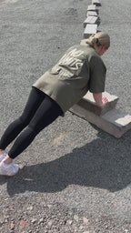 Boxy Unisex T-Shirt in Größe M / Khaki Summer Collection